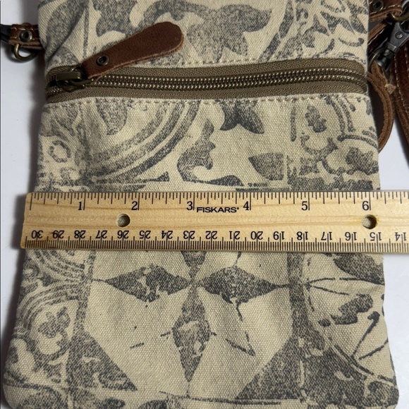 Myra Bag Crossbody Purse – Neutral Floral Print with Leather Trim - Picture 3 of 7